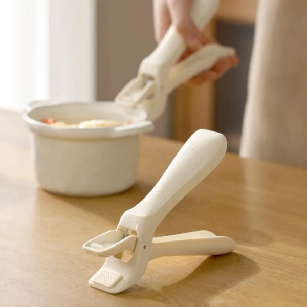 Anti-Scalding Silicone Non-slip Take Bowl